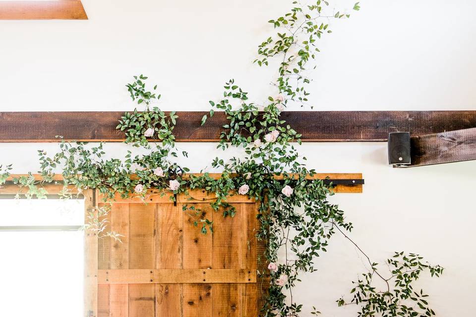 Barn door floral