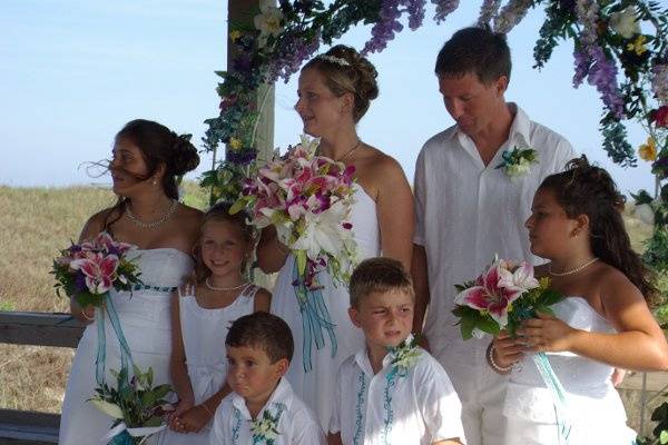 Couple with their bridal attendants