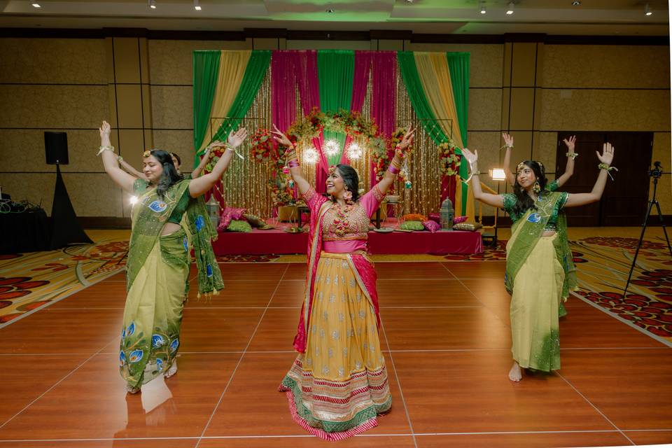 Bridal group dance