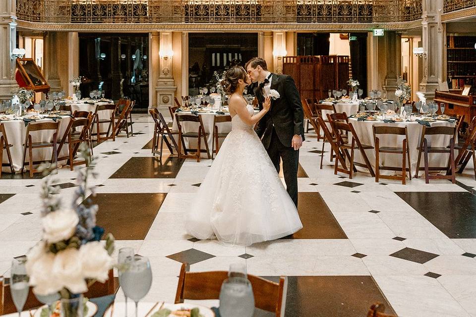 DC Wedding in Peabody Library