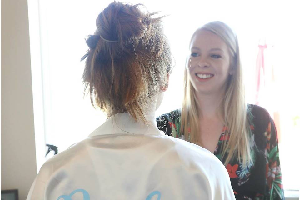Makeup artist