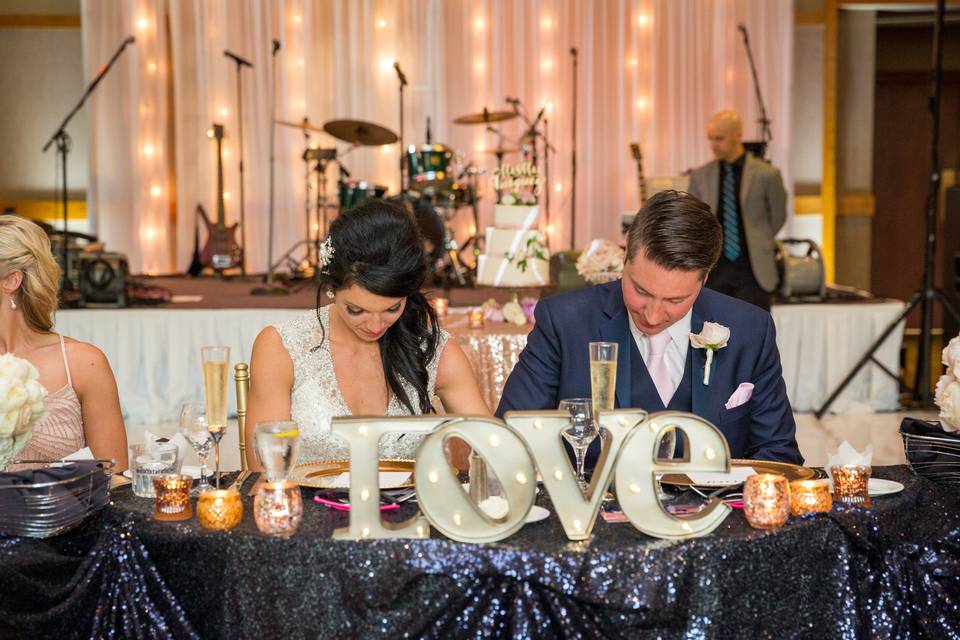 Sweetheart table