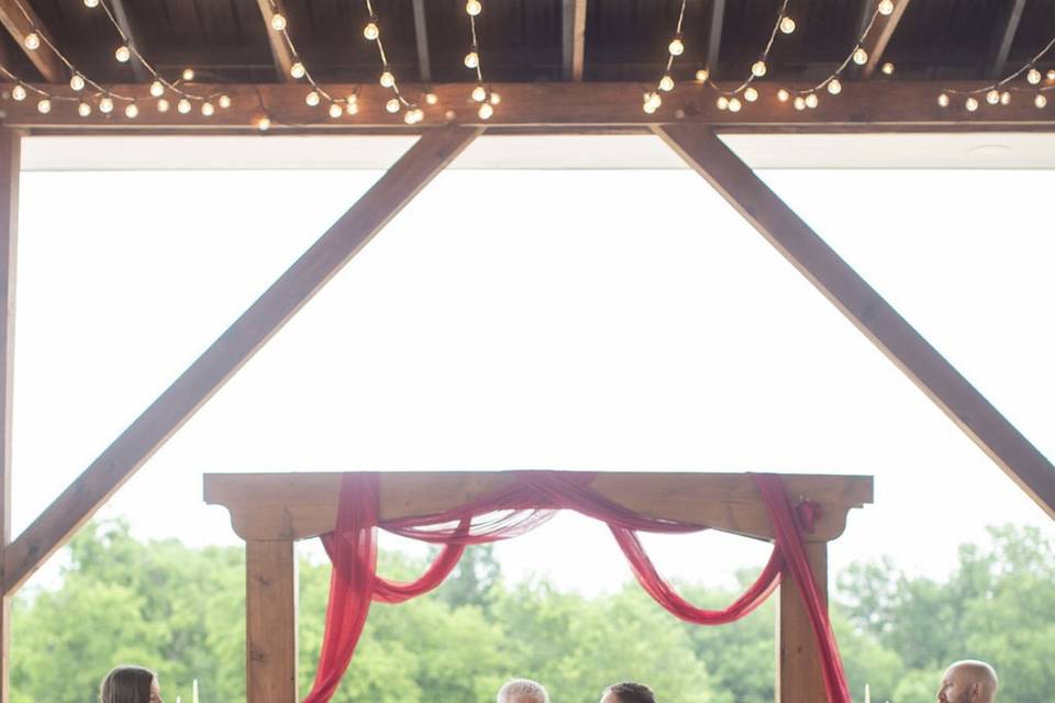 Wedding under the pavilion