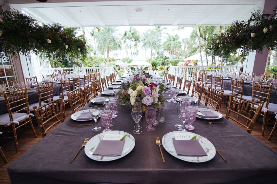 Purple theme table setting