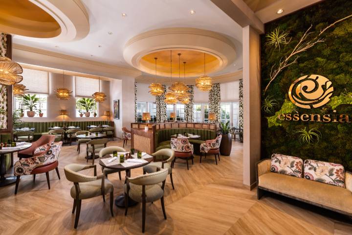 Essensia Dining Room