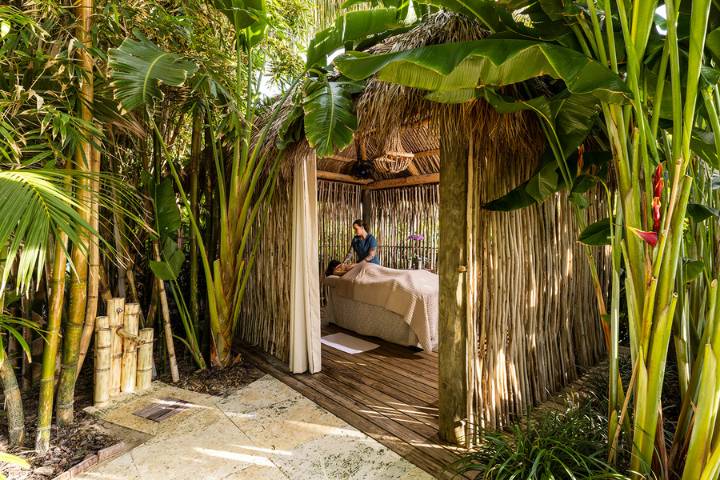 Outdoor Massage Cabana