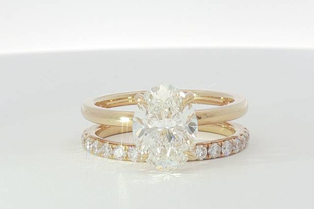 18K Yellow Gold 2.56 ctw