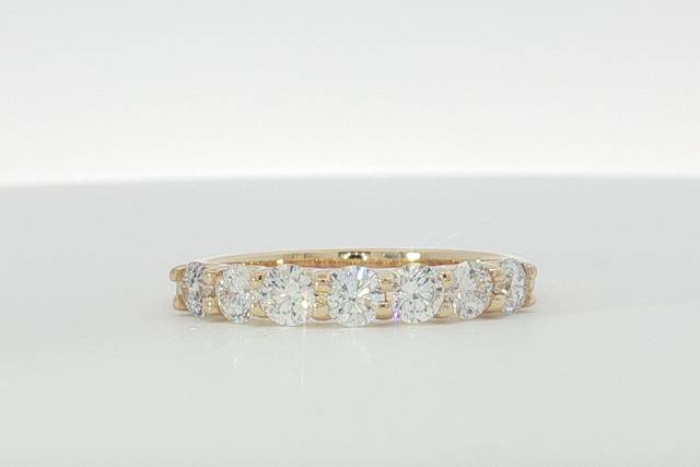 18K Yellow Gold 1.00 ctw