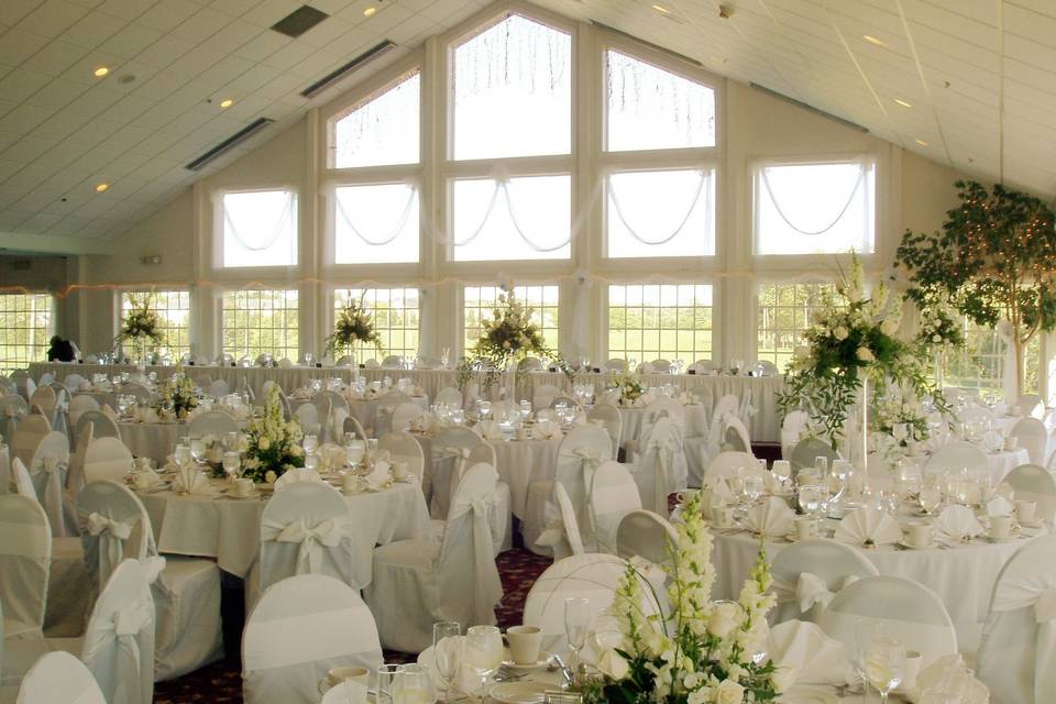 Elegant White Wedding