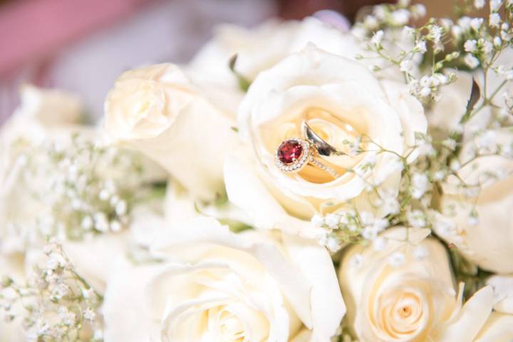 Rings and white roses
