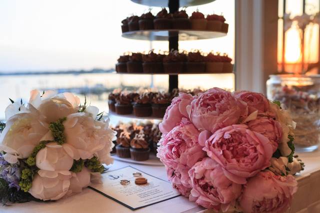 Monogrammed cupcake tower and biscotti platter instead of traditional wedding cake.
Wedding date - May 2013, Stamford, CT