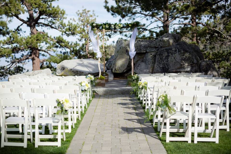 Grand View Garden Ceremony