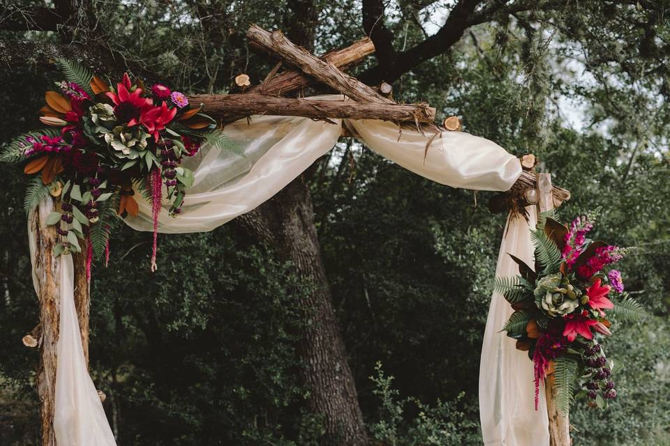 Woodland arch- Texas Blooms