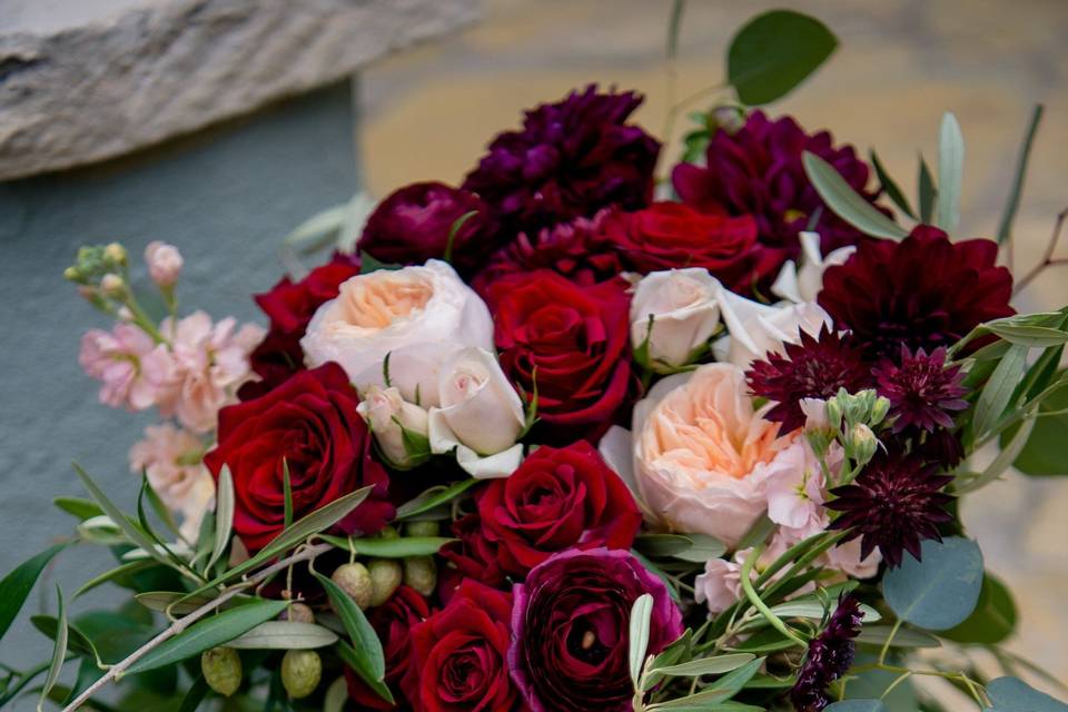 Cascading bouquet-Texas Blooms