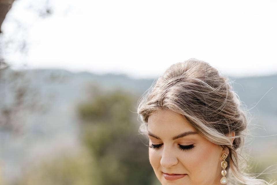 Neutral bouquet close up