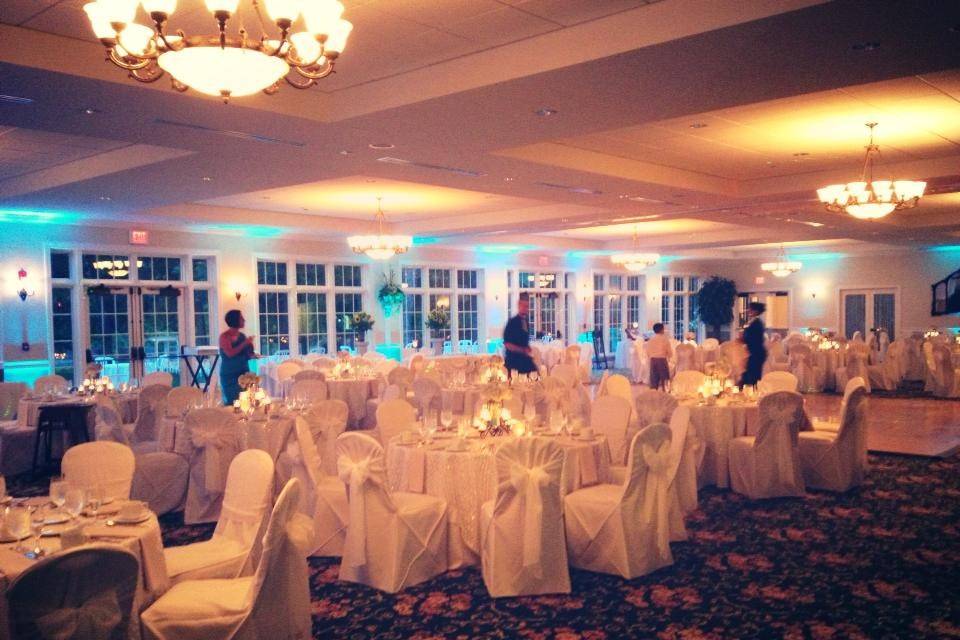 Indoor reception setting