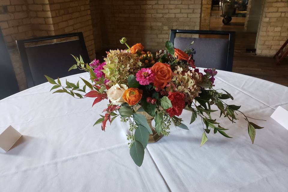 Floral table decor