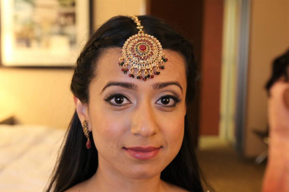 South Asian Bride Makeup 13