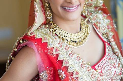 Indian Bride Tikka & Dupatta