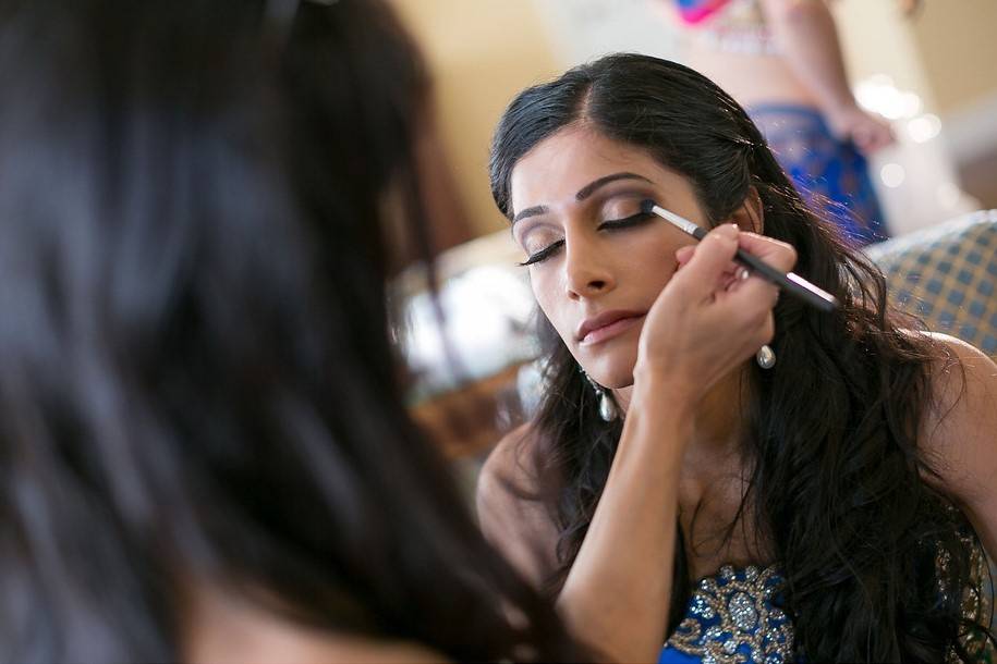 Indian Bride Makeup Artist 12