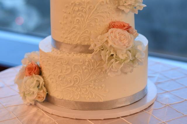 Classic buttercream cake