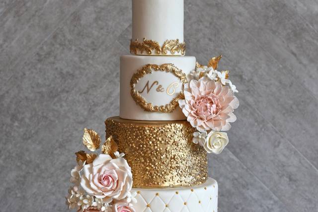 Gold and pink fondant cake