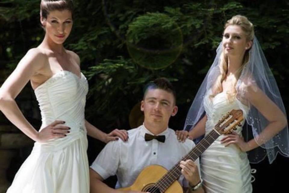 Supporting the bride dream.