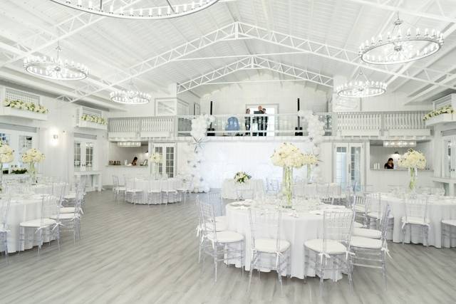 MAIN BARN 2
