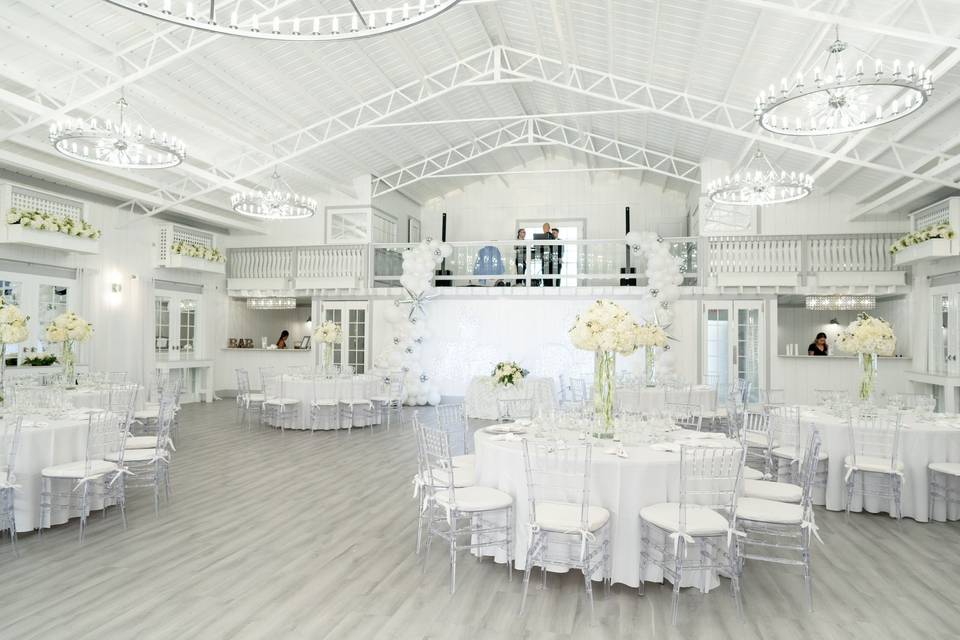 MAIN BARN 2