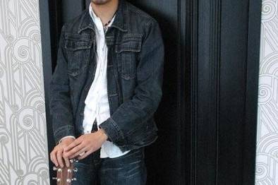 Steve Hung (affordable guitar)