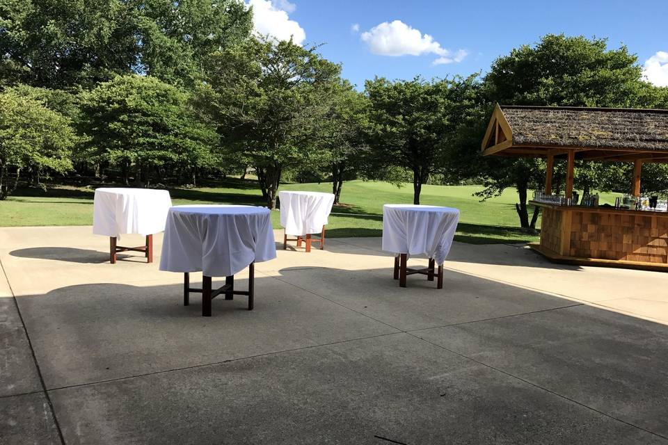 Outdoor tiki bar as second bar