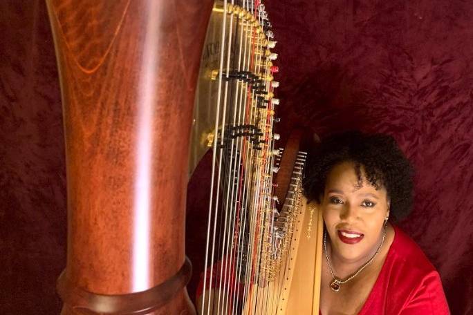 Shelley Greene-Harpist 2019