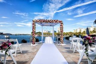 Waterstone Resort & Marina Boca Raton, Curio Collection by Hilton