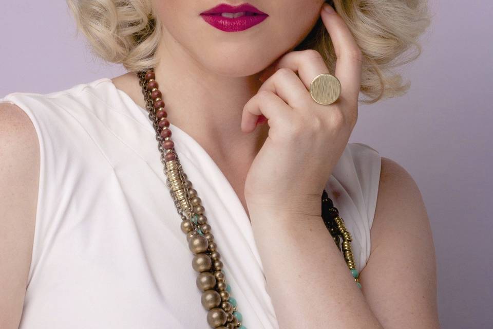 Almaz Faces Makeup Artist