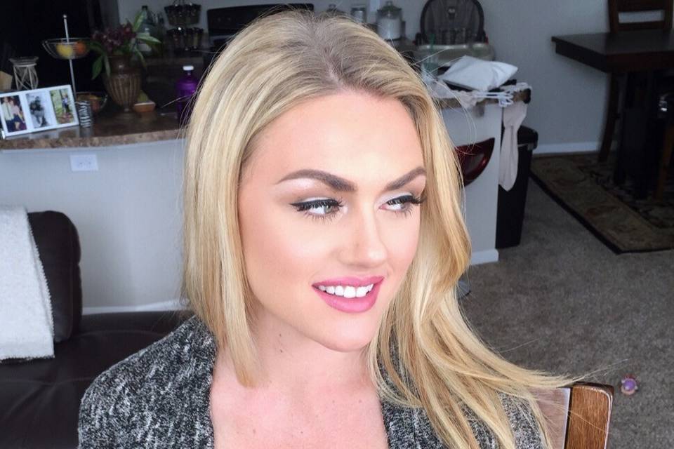 Almaz Faces Makeup Artist