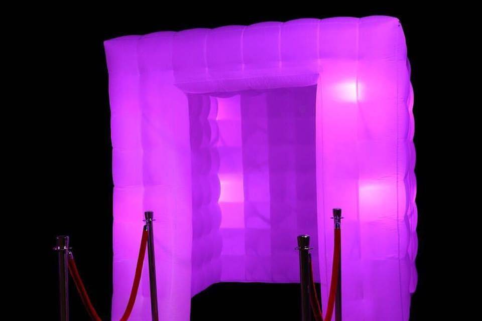 Enclosed photobooth
