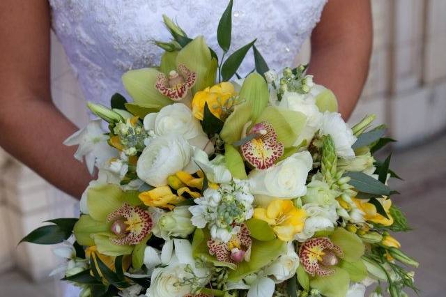 Cascade bouquet