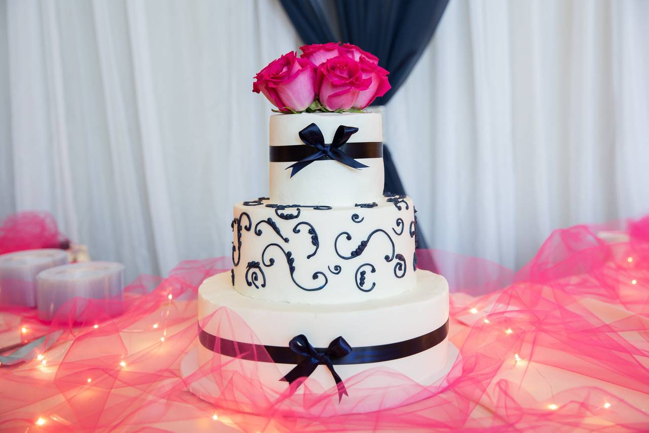 Bakery Near Me in Bellevue, WA - Order Custom Cakes Online - Order Ahead