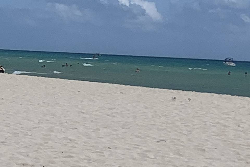 Azure Horizons Travel