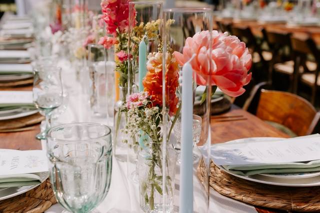 Garden reception tablescape