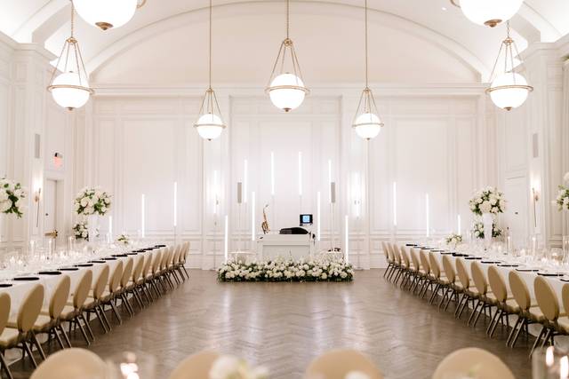 Timeless ballroom reception