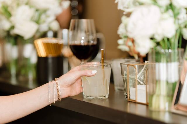 Trend & Tradition Weddings