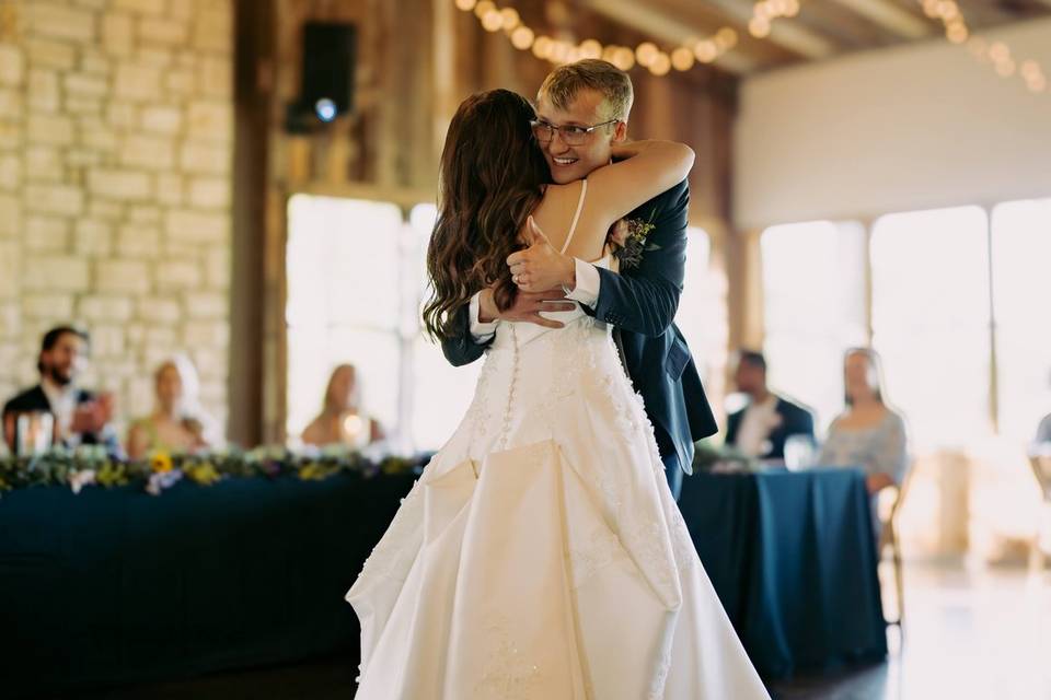 Trend & Tradition Weddings
