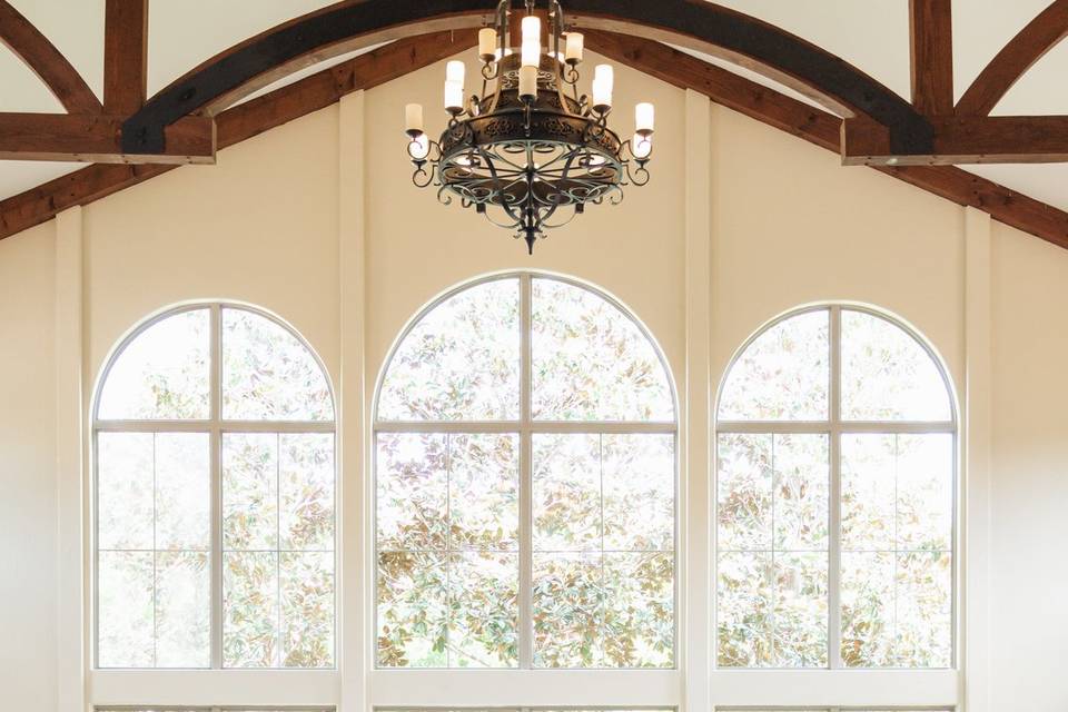 Trend & Tradition Weddings