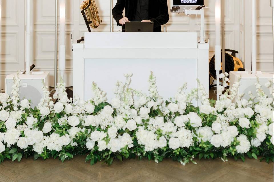 Trend & Tradition Weddings