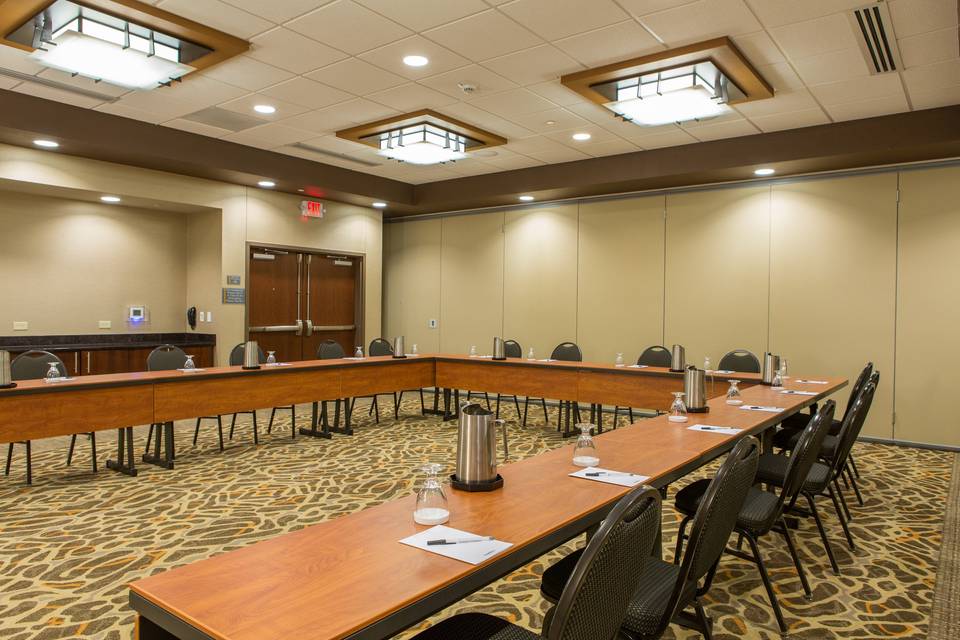 Cambria Hotels & Suites