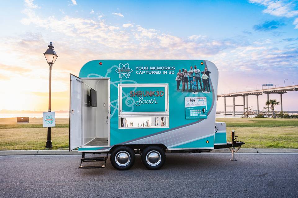 Shrunk 3D Mobile Studio
