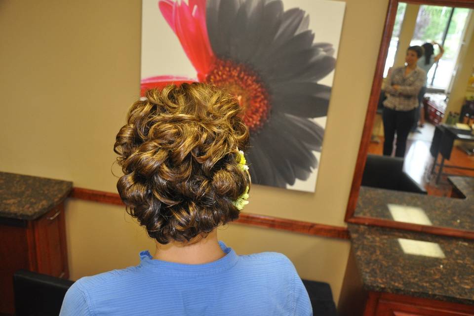 Twirl Hair Studio