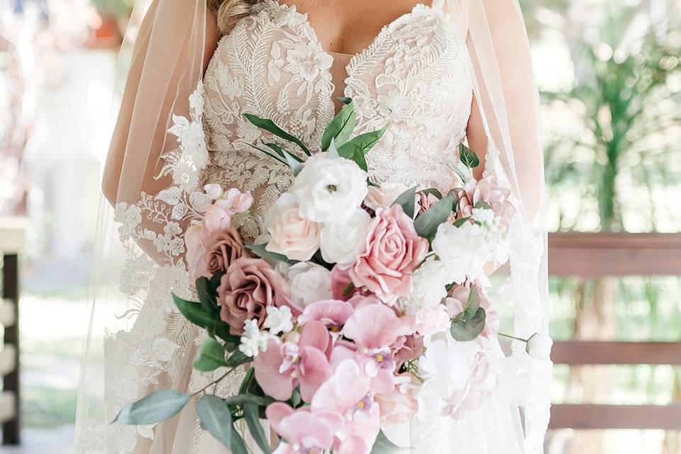By: Marry Me Studio