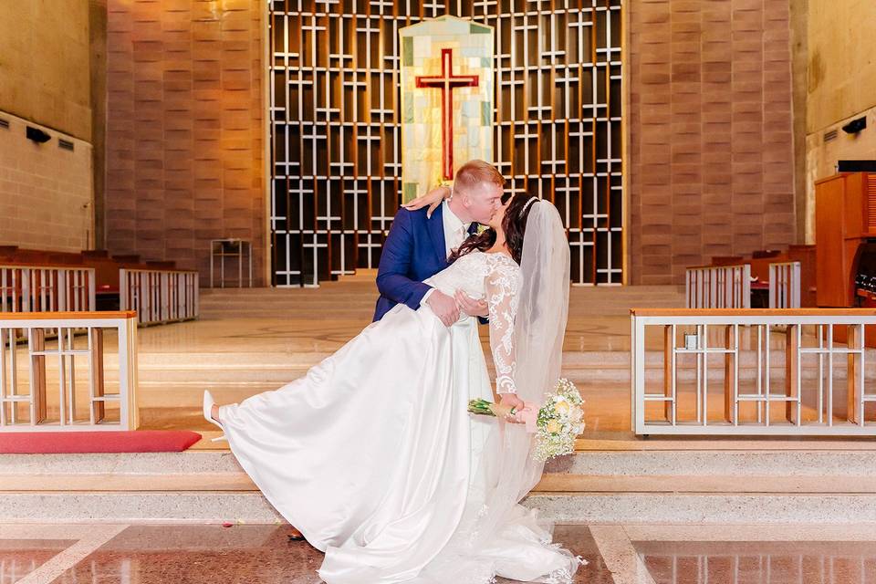 By: Marry Me Studio